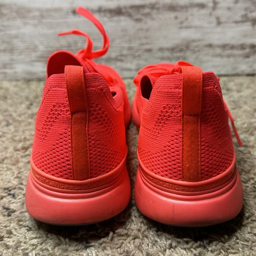 APL ATHLETIC PROPULSION LABS Techloom Breeze Impulse Red & Blue Haze size 11